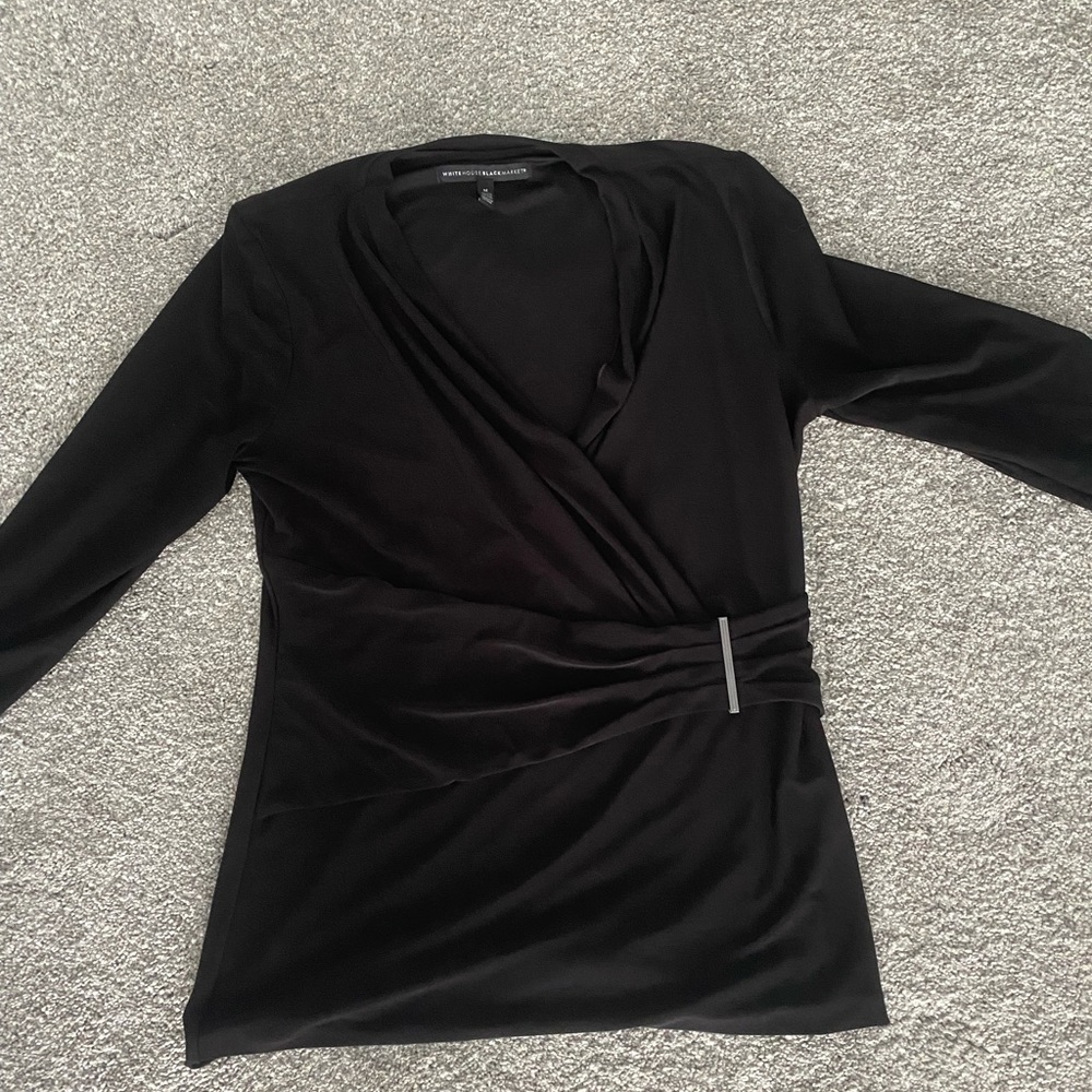 White House Black Market Flattering women’s top. Great for work or going out